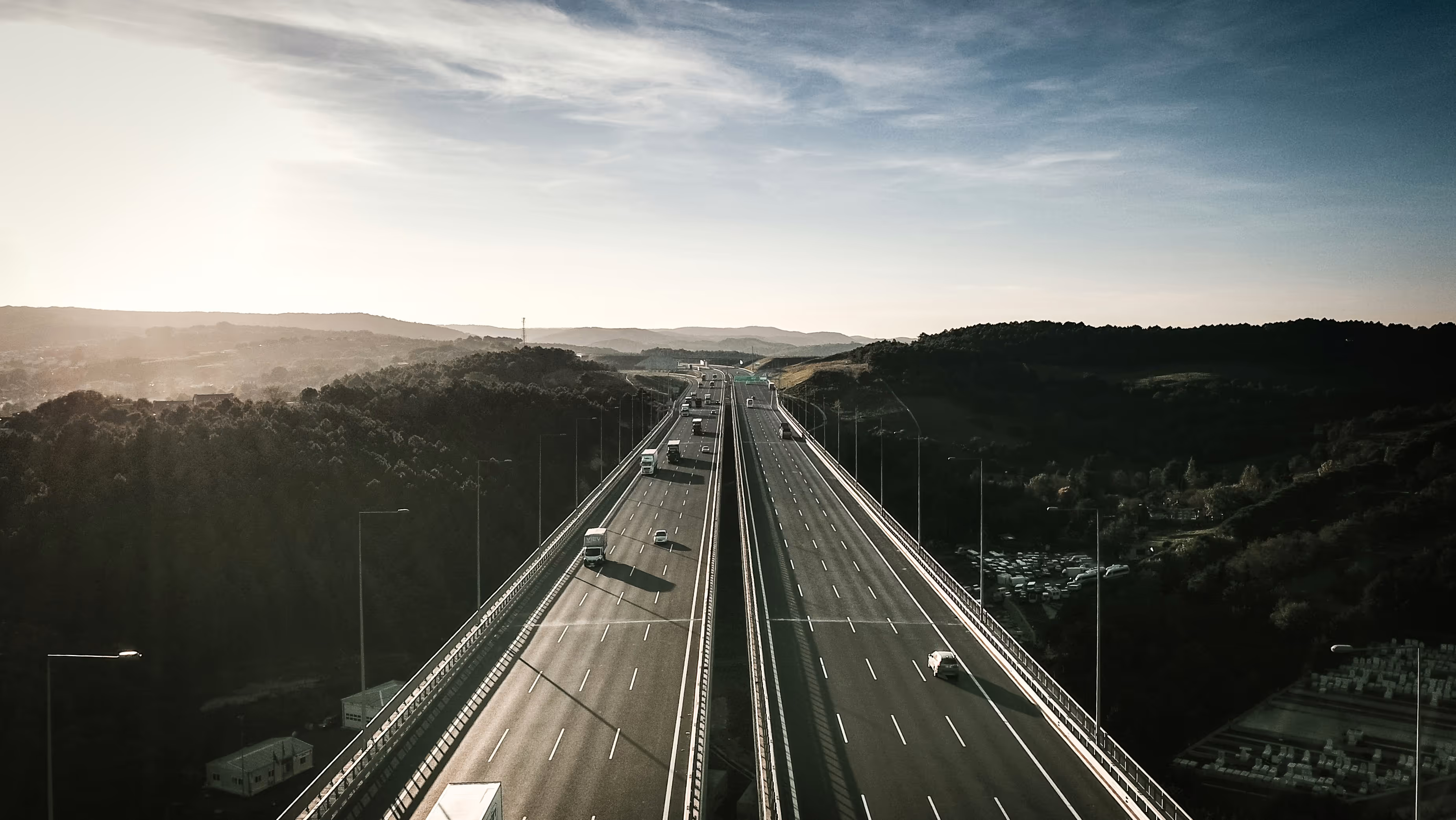 Landverkehr für internationale Umzüge ab Bonn